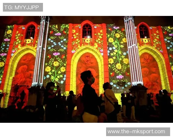 媒体人解析里斯本非传统中锋角色强调防守不足的局限性 媒体人解析里斯本非传统中锋角色强调防守不足的局限性